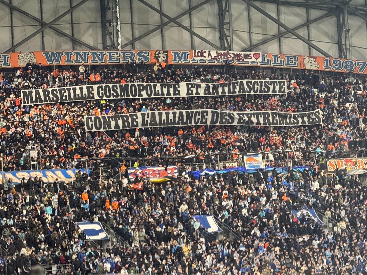 ultras_antifaa's tweet photo. "Marseille is cosmopolitan and antifascist. Against the alliance of extremists"

📍Olympique de Marseille, France https://t.co/R0WLvcNoiL