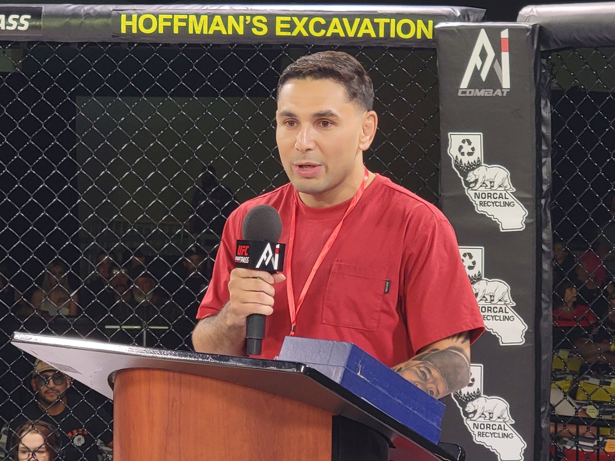 BoxingVitals's tweet image. Congratulations to my boy #alexperez on TKO victory 
#centralvalley #Lemoore #mma #ufc324 #boxingvitals just a few pictures I personally took of Alex