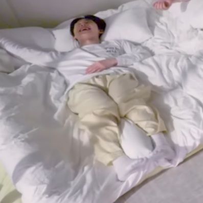 sunsunymous's tweet photo. need to see sh fucking his thighs https://t.co/x5dE6sDw0U