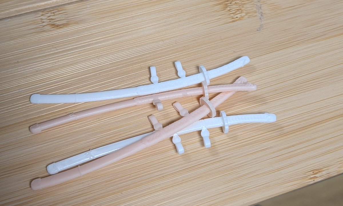 微妙に出力うまく行かなかった刀がいっぱい…微妙にもったいない