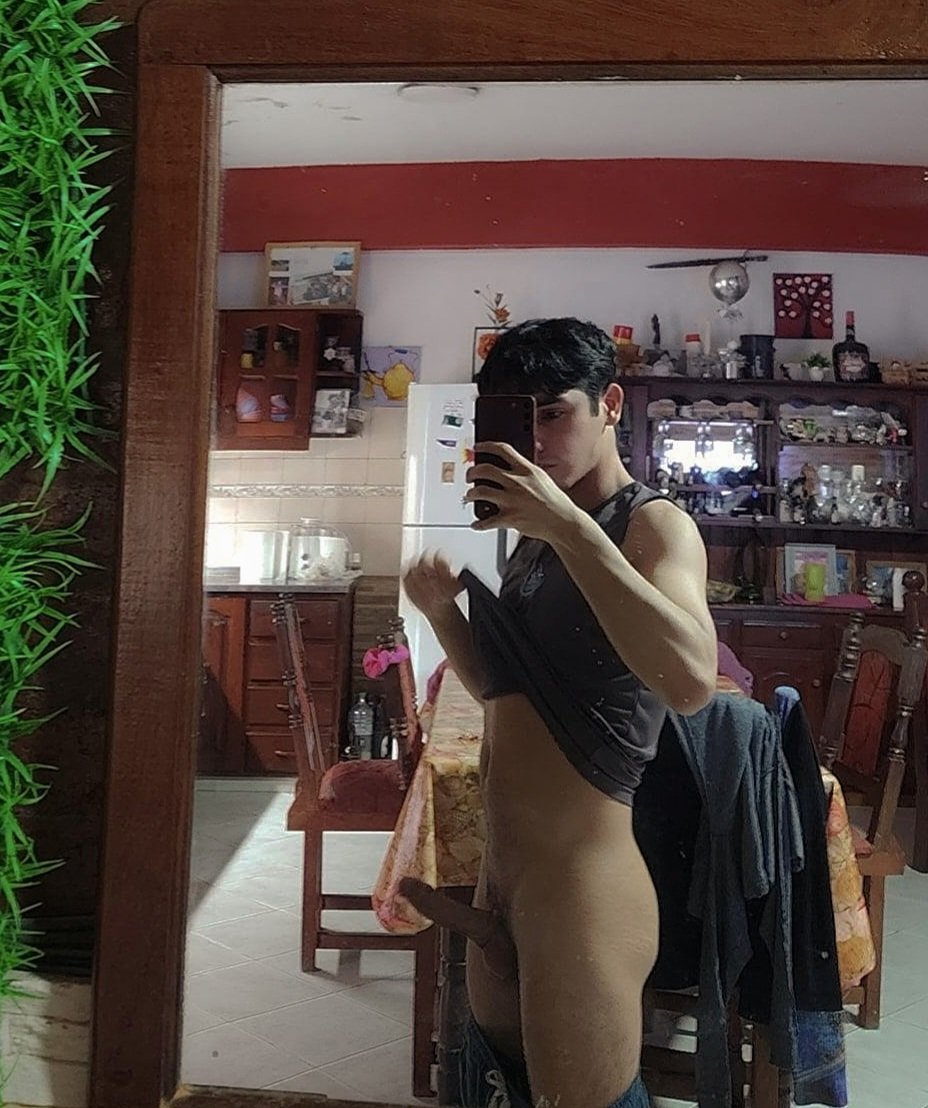 𝔍🦭 tweet media