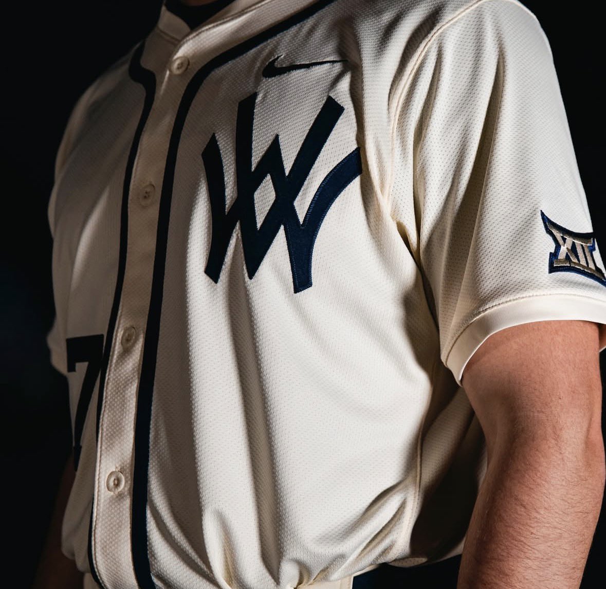 UNISWAG tweet media