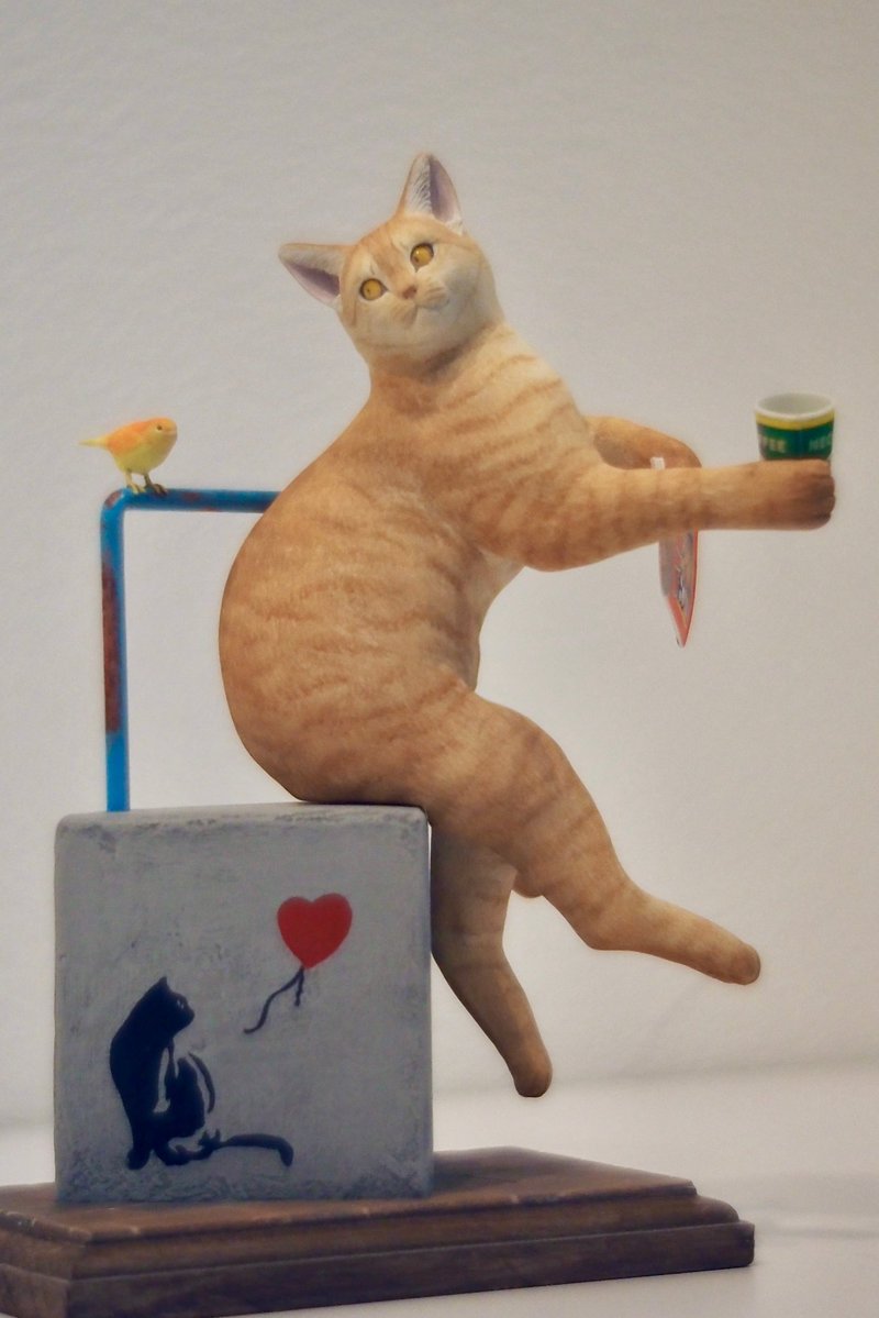 細山田匡宏　球とタマ　猫　猫の置物　アート作品② 細山田匡宏 球とタマ 猫 猫の置物 アート作品② 細山田匡宏 球とタマ