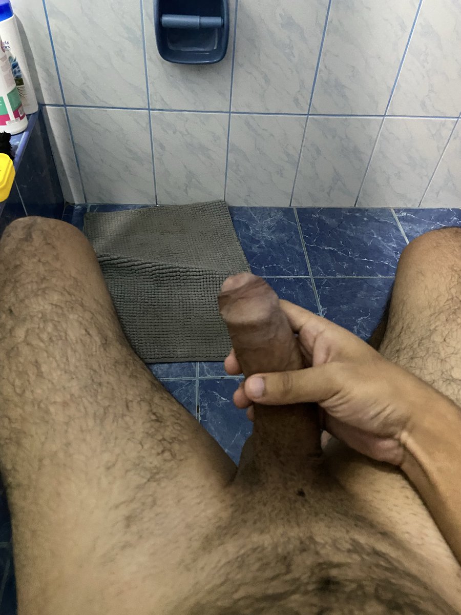 Rodrigo6898's tweet photo. Que tal bochorno🔥 una hotwife que pueda bajarme la calentura?😌
#hotwife #sw #trio #parejassw
#creampie #single https://t.co/4pcvSLH4O2