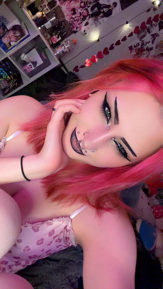himawariki_'s tweet photo. come join me on a certain site and chat with me 🫶🏼 https://t.co/hSr3nQkF28