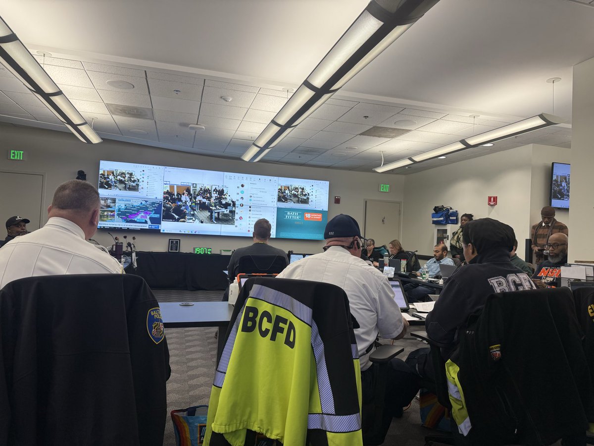 Zeke_Cohen's tweet photo. Baltimore, we’re working hard to keep you safe and informed this weekend. 

Follow @baltimoreoem for the latest storm updates, or text BMOREALERT to 888777 and visit https://t.co/1X1ZpkfA4h https://t.co/2eUjFw0Qt5