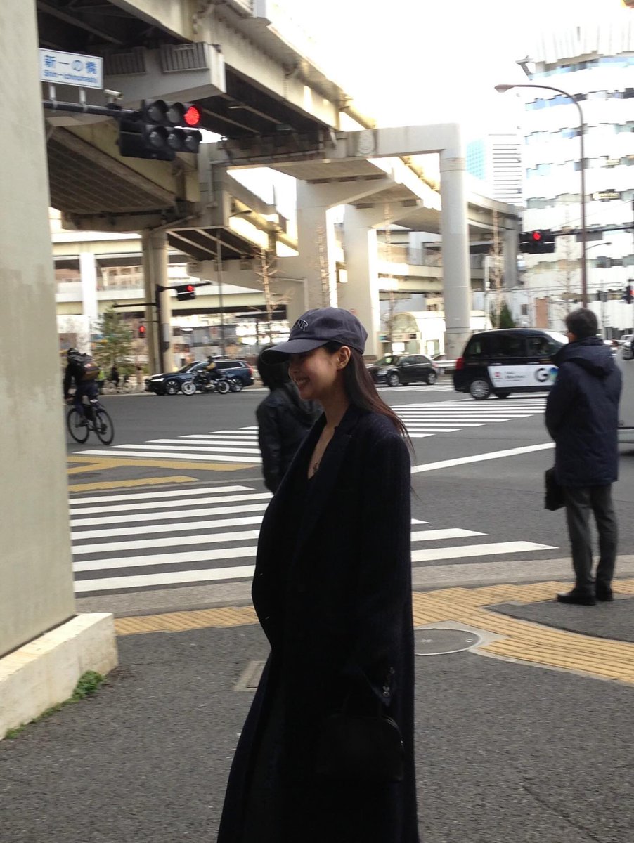 tjruby_'s tweet image. เจนนี่กับไวบ์ที่ญี่ปุ่นแบบนี้ดีมากเลย