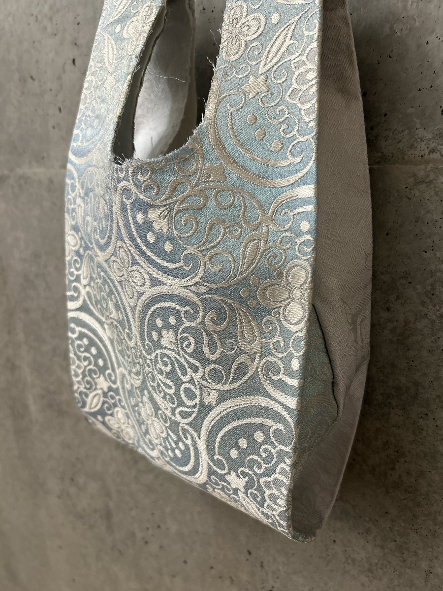 別注帯の受付締め切りは1月26日23:00までとなります。どうぞお見逃し