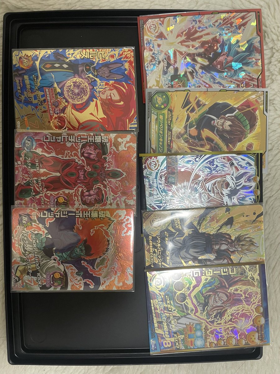 先程の商品に追加品で、ここに写ってるものは全て美品です！