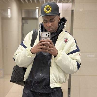 SDembele14's tweet photo. #NouvellePhotoDeProfil https://t.co/XUy2AvJwhr