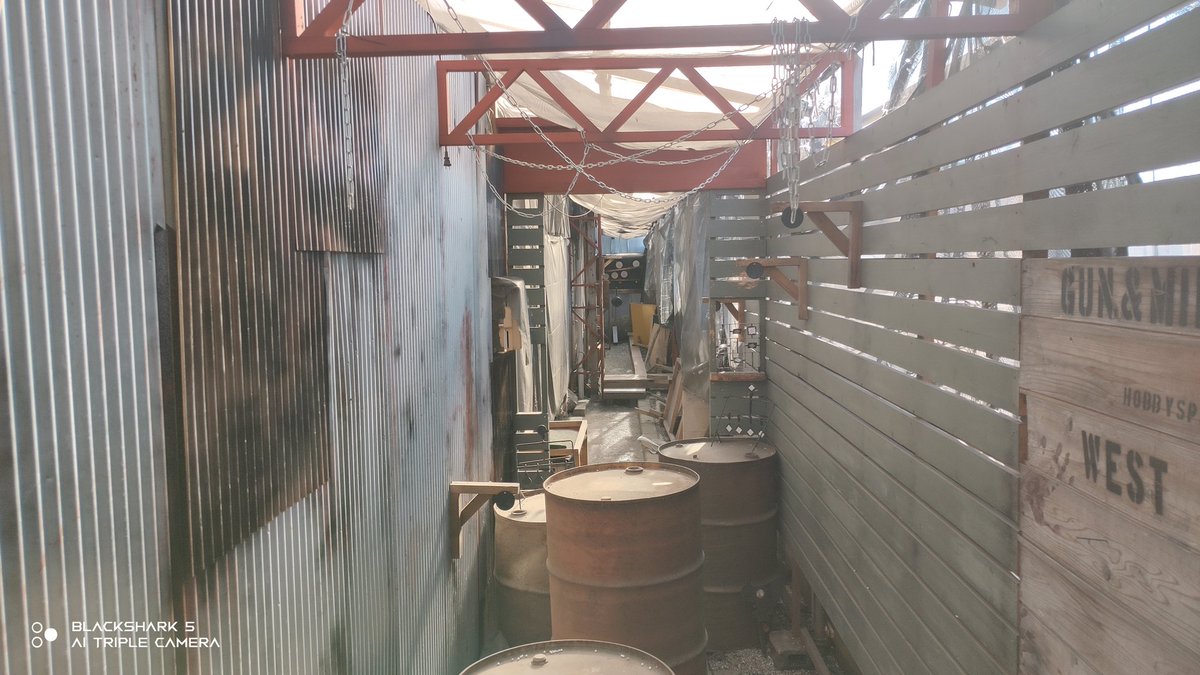 WESTSIDE_army's tweet image. 昨日ご出店下さった店舗様
誠にありがとうございました！

またのご出店お待ちしております♪

本日10時より営業しております

無料射撃レンジございます
ホップ調整・試射等にご利用下さい

18:30までご利用頂けますが、是非弾道の見える明るい内にご来店下さい
#サバゲー #ガミーズ #SCA #WESTSIDE