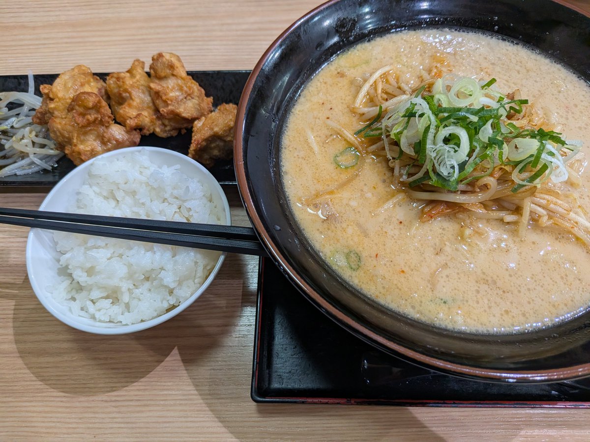 おはようございます☀ 昨日はお休み日だったので友人と、リサイクル