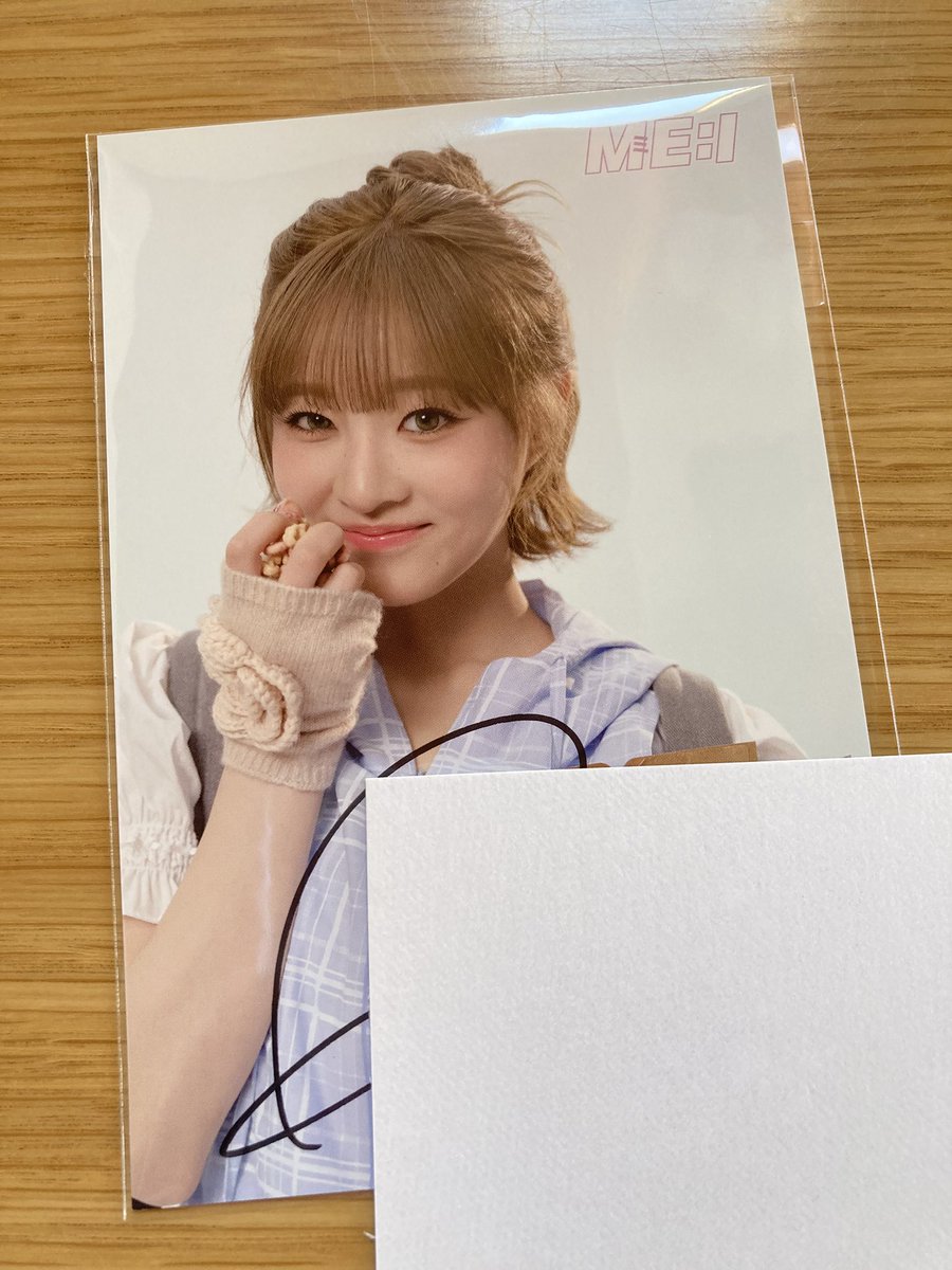 しーちゃんのサイン入りポストカード届いた😭最初で最後ーー😭 でも