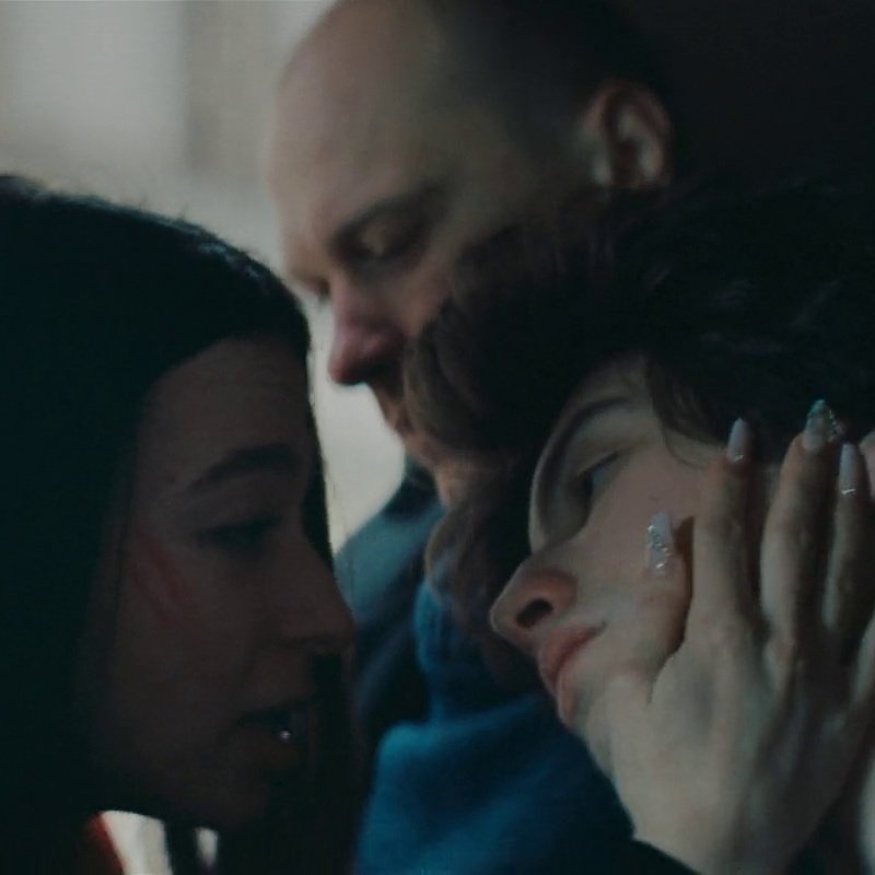 aqvilegias's tweet image. him being affectionate with her in the same way he saw her be affectionate with vanya. we should all just kill ourselves