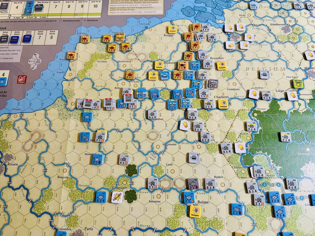 PastorJoelT's tweet image. German panzers reach the Channel coast. Allies declare Operation Dynamo. The game takes on a new dynamic at this point. The Allies can still win the game. It’s all about evacuating as many units as possible…

CASE YELLOW by @gmtgames 
#wargames #wargaming