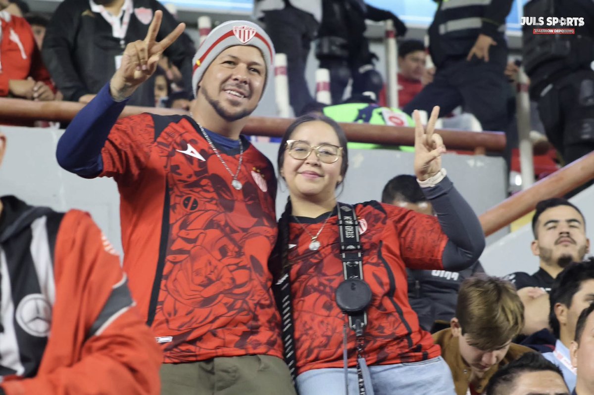MartinS86099205's tweet photo. Con la de gala señores Por qué 
siempre vamos a estar contigo @ClubNecaxa 🥰⚡🏟️ https://t.co/S82gG53znV