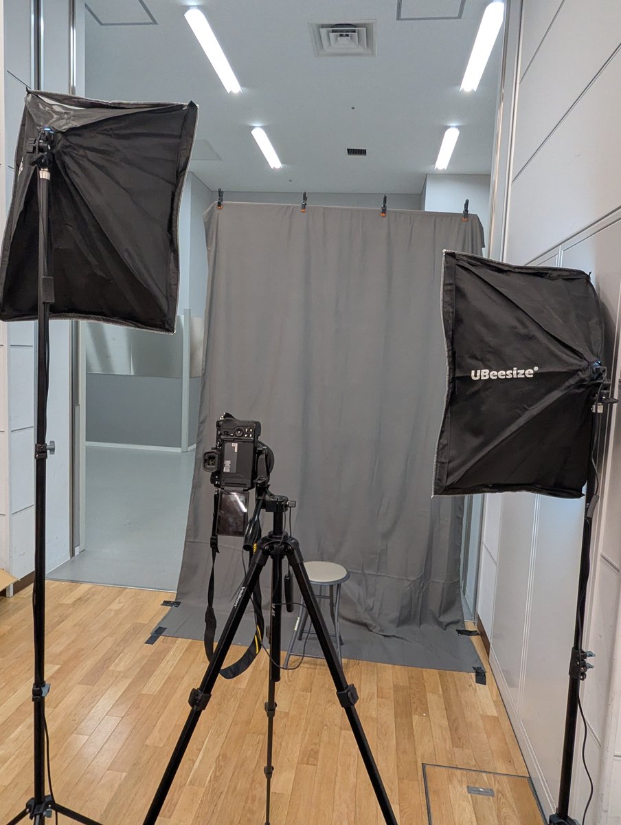 VEB Ostalgie@Vショー 1/24→ 3F D-3/4&1/25→C18/19 tweet media