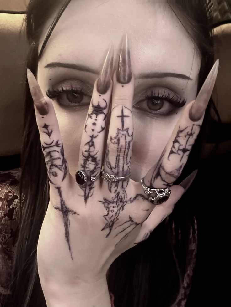 Black. (@blackdreamvibes) on Twitter photo 