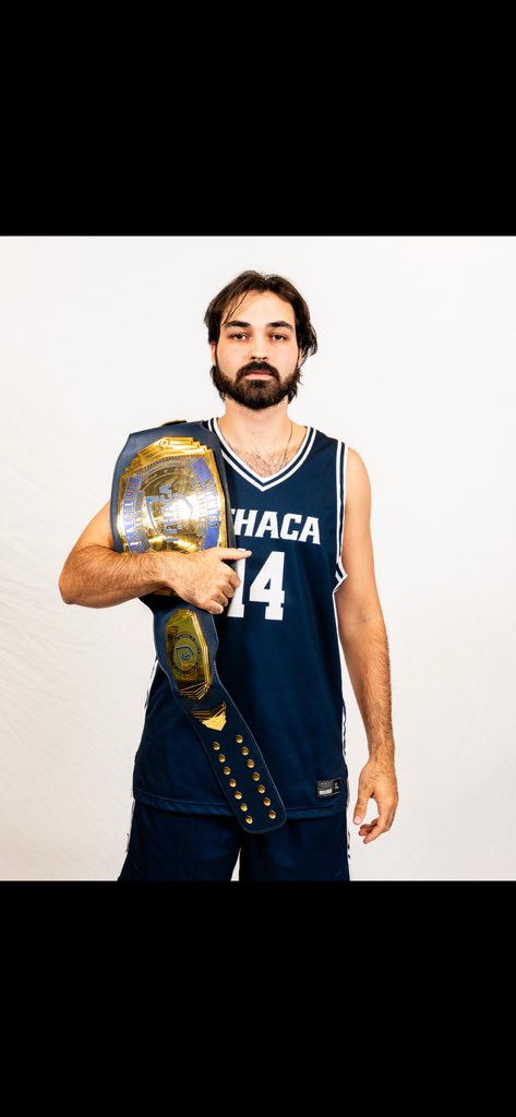 Tonight’s Bomber Belt goes to Alex Penders! He finished with 10pts on 4-7 shooting that included 2 clutch second half 3’s. He continues to be a great teammate and display unwavering leadership. 

Great Job, AP! 

#GoBombers | #Family | #d3hoops