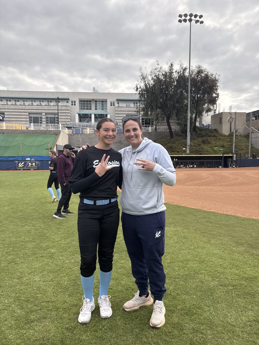 Julia Gordon tweet media