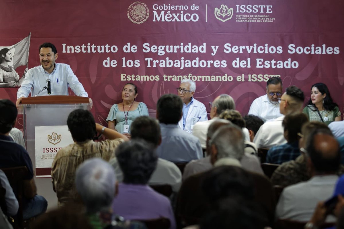 martibatres's tweet photo. Visitamos y recorrimos el Hospital General de 𝗧𝗮𝗺𝗮𝘂𝗹𝗶𝗽𝗮𝘀 del @ISSSTE_mx. Entregamos credenciales de vigencia permanente a jubiladas y jubilados. Y escuchamos al y a la derechohabiencia. https://t.co/CEjzbP3IAF
