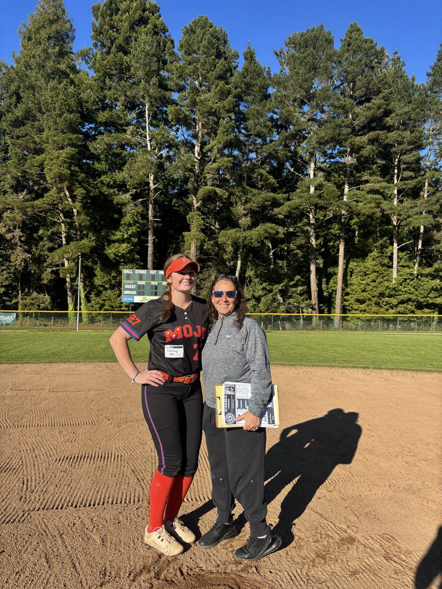 MojoPikas tweet media