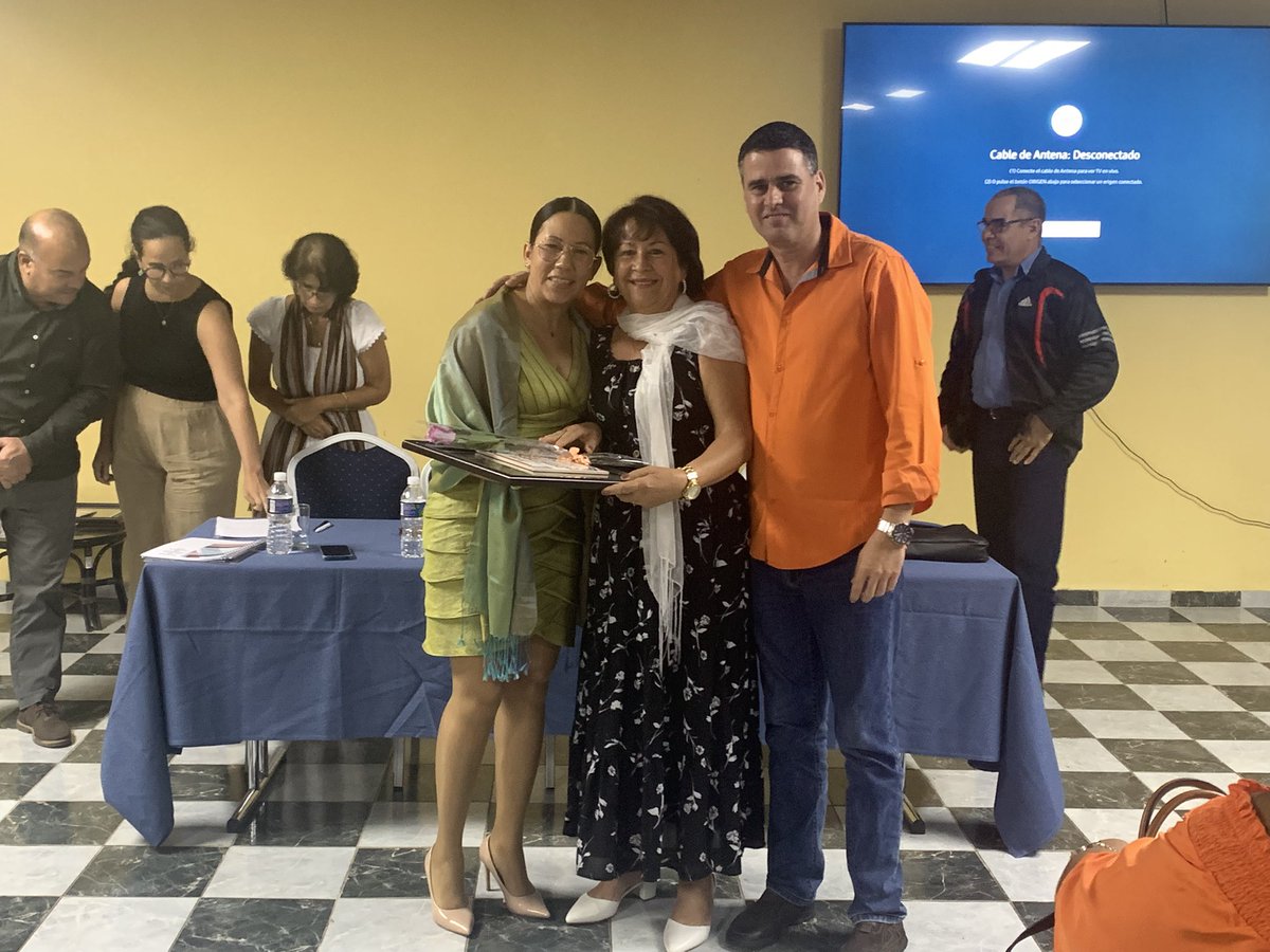 Mary Velamarq tweet media