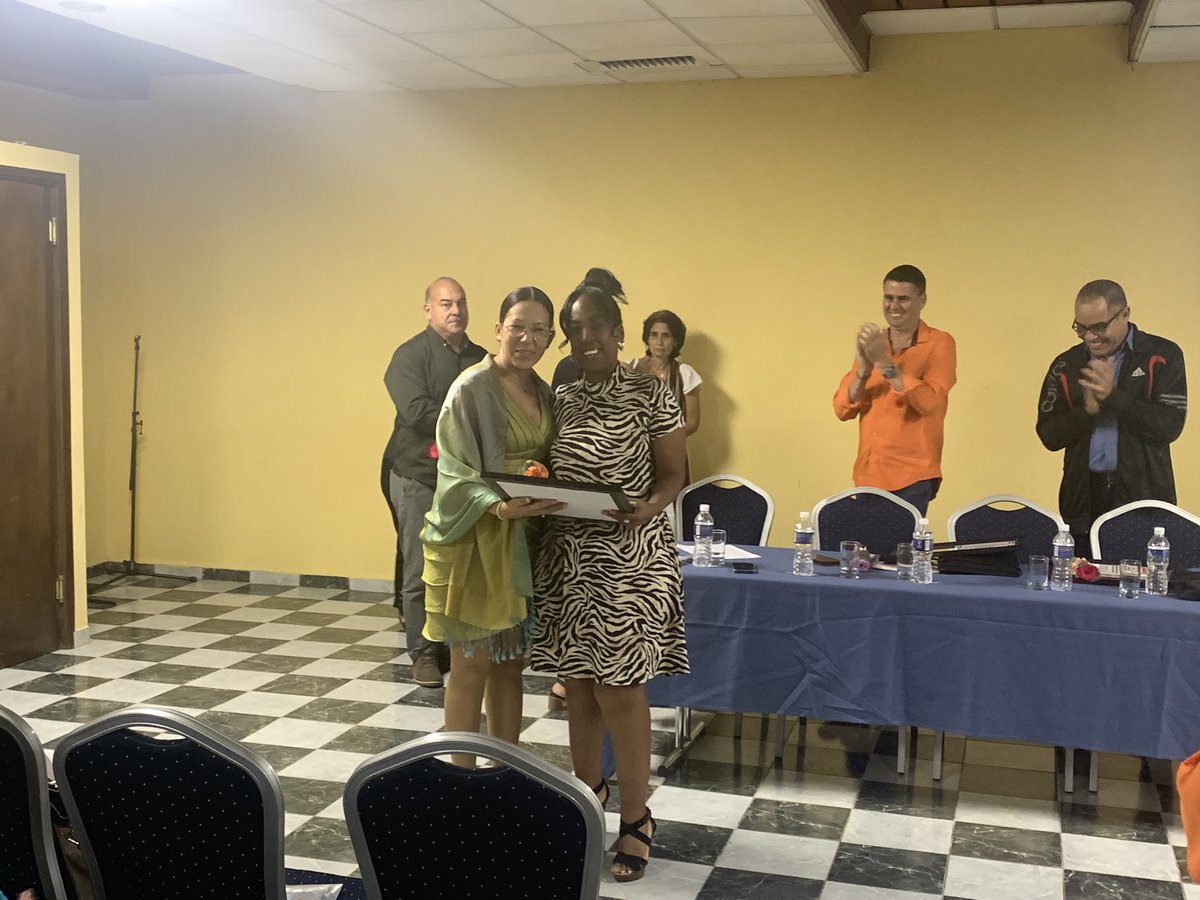 Mary Velamarq tweet media