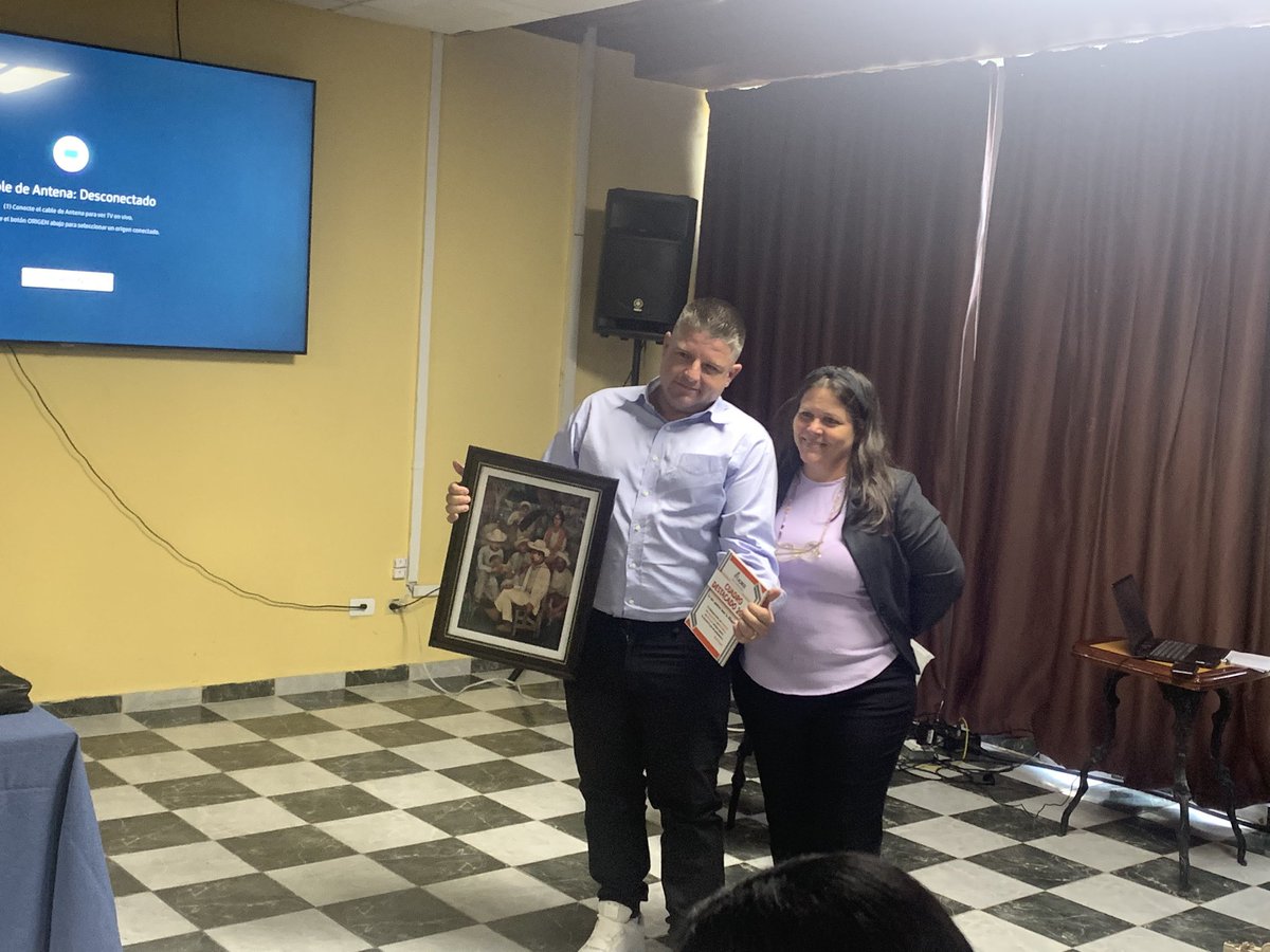 Mary Velamarq tweet media