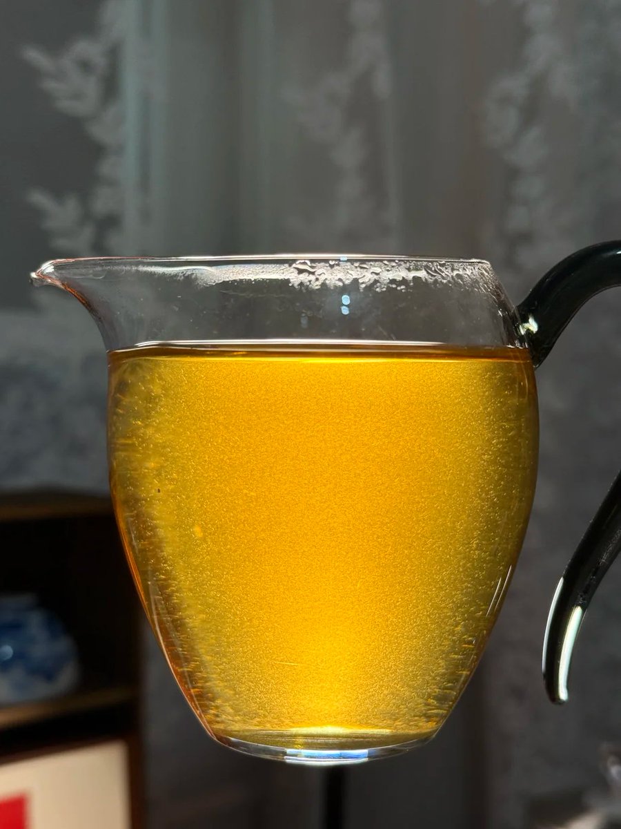 Mistora_'s tweet image. 朝に一杯の目覚まし茶を飲むと、一日がもっと元気になる！