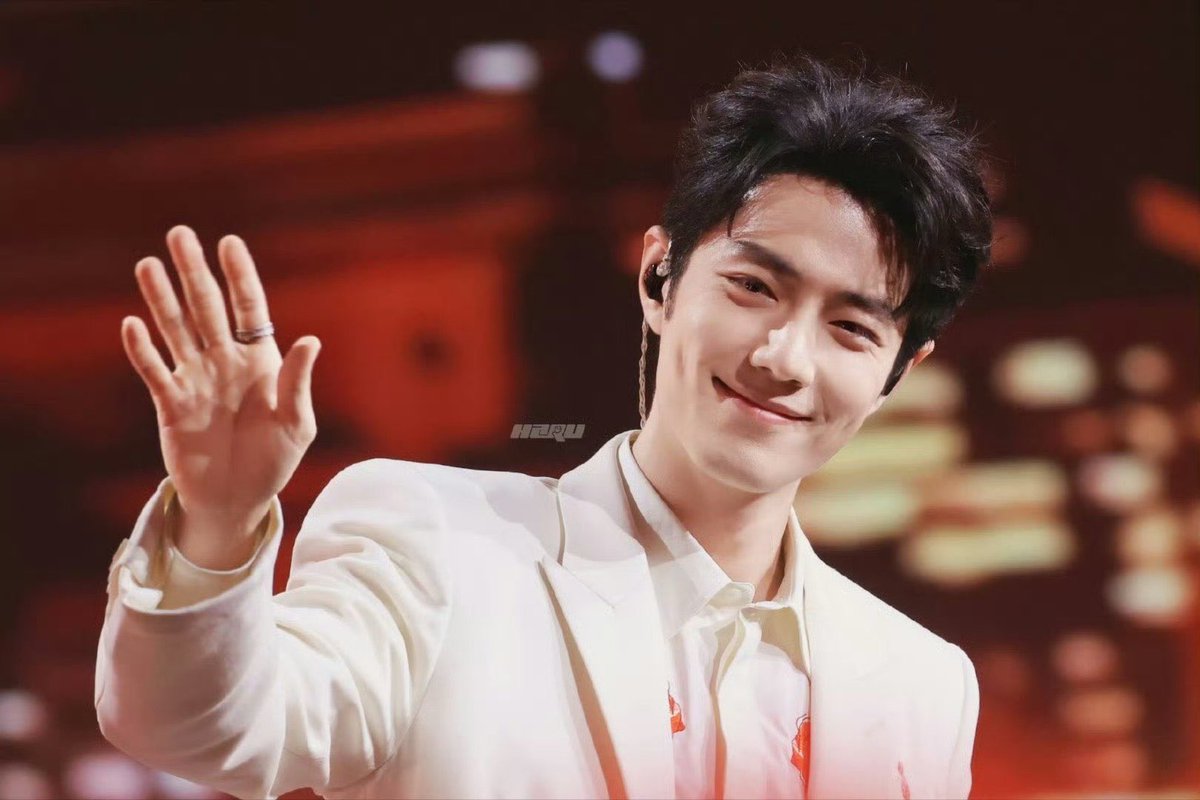 One of my absolute favorite praises to read about Xiao Zhan is from netizens saying he looks so kind. Xiao Zhan has such a gentle beautiful soul. And it always shines through. 🥰 #XiaoZhan