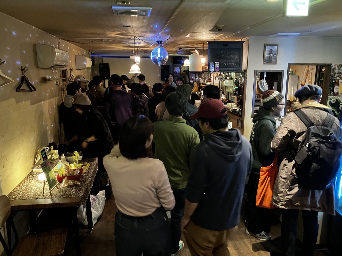 昨晩のDDFC新年会、大盛況過ぎた。
音楽を聴きつつも、とにかくずっと誰かと話してた。
お越し頂いた皆さん本当にありがとうございました。