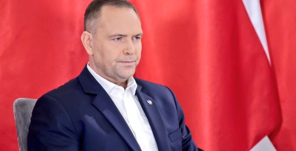 Fana43124688's tweet photo. 🇵🇱 53 zocnych naukowcōw ze cołkij Polski popiyrŏ uznanie ślōnskij gŏdki. Podpisali ôni ôtwarty list do polskigo  prezydynta @NawrockiKn 
#Polska #slonskogodka 
⬇️
https://t.co/fBSAwK3Aop https://t.co/s9z1vqPX1e