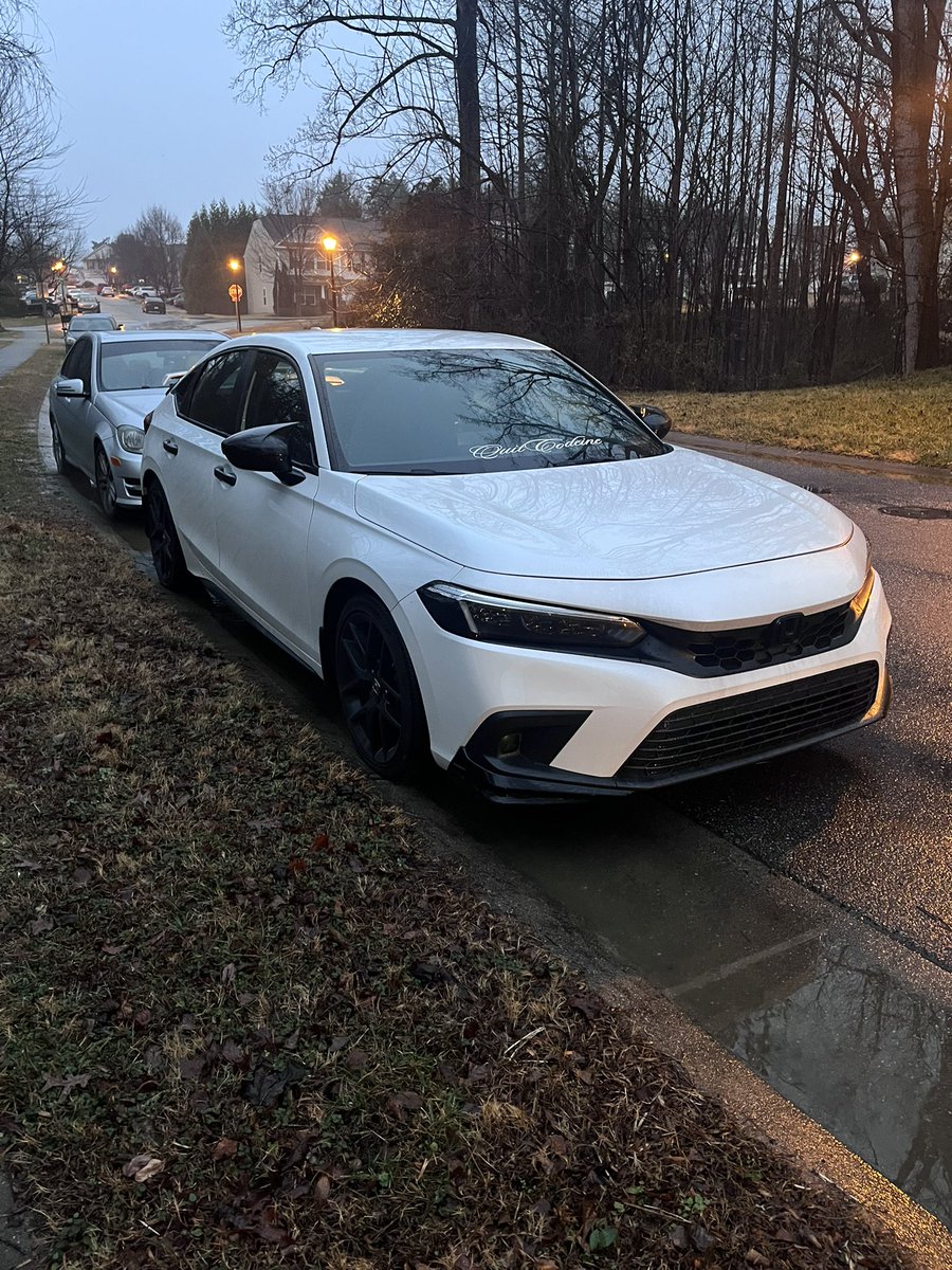 quitcodeine's tweet image. my bitch overly sexy