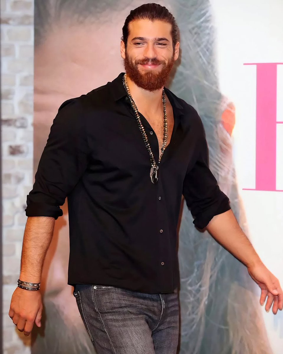 Que venha um domingo de paz na alma e descanso no corpo e mente. 
#CanYaman 
#Kaplan 
#Sandokan 
#ElTurco