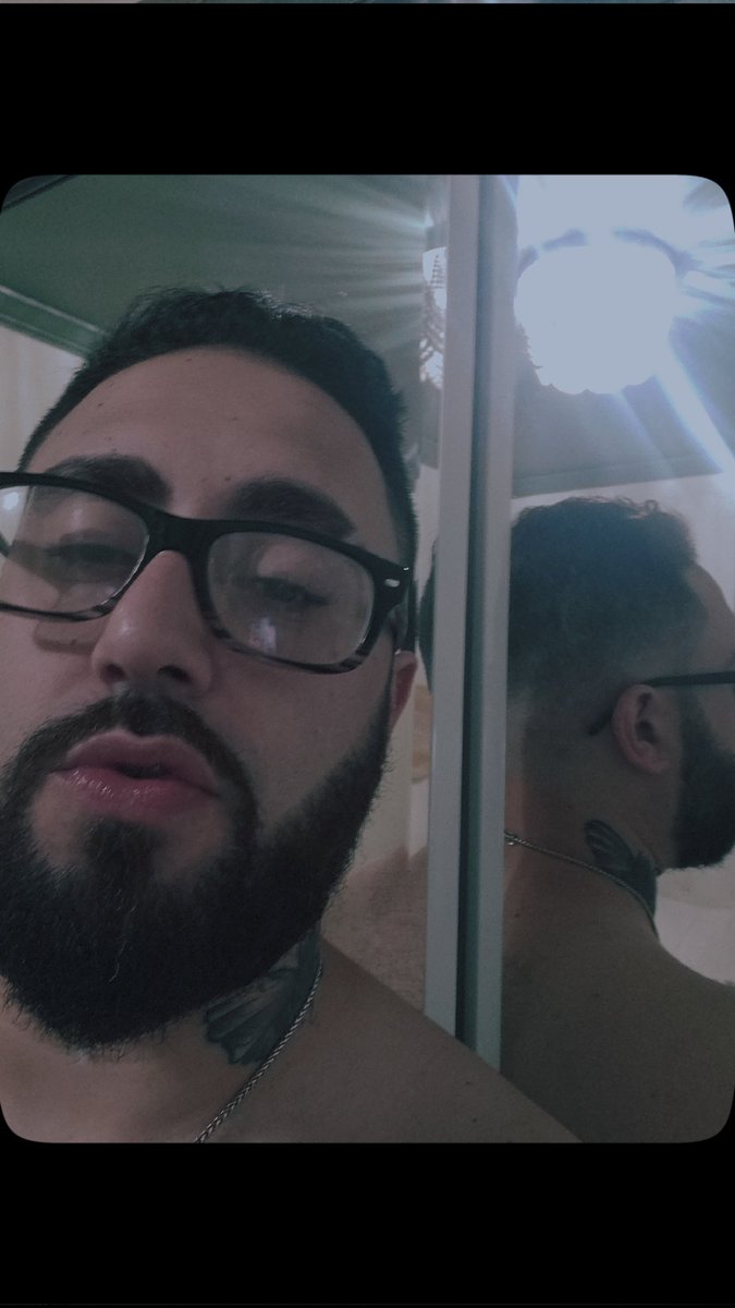 GODMIKEYYY's tweet photo. New haircut freaks 🤪 🥴 https://t.co/32WQZVzsrP