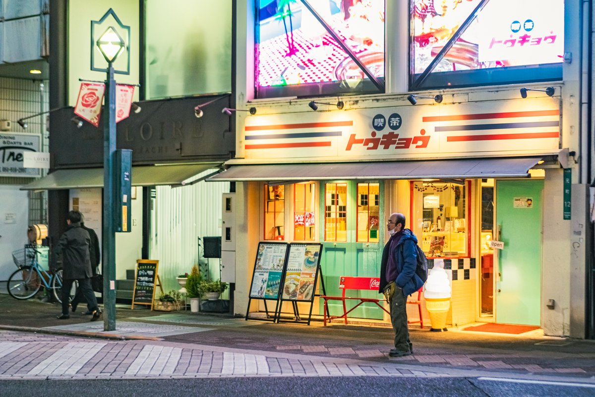 TakeuchiMasaru's tweet photo. 昼でも夜でもない時間 https://t.co/Pi4skHl08S