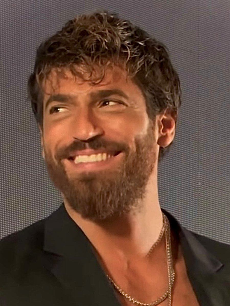Sorriso que me faz feliz 🫶
#CanYaman 
#Kaplan 
#Sandokan 
#ElTurco