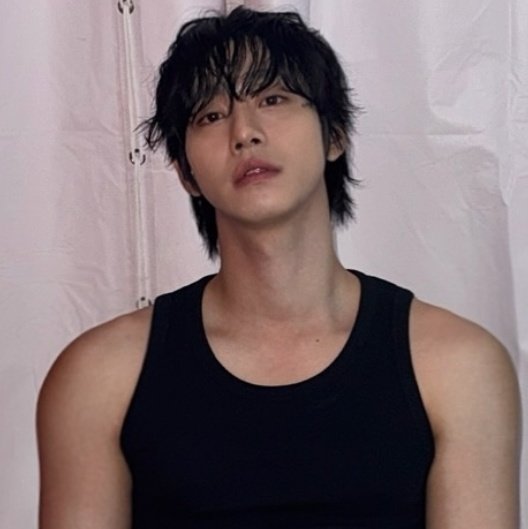 ucupseje's tweet image. This is how you age when you're unproblematic