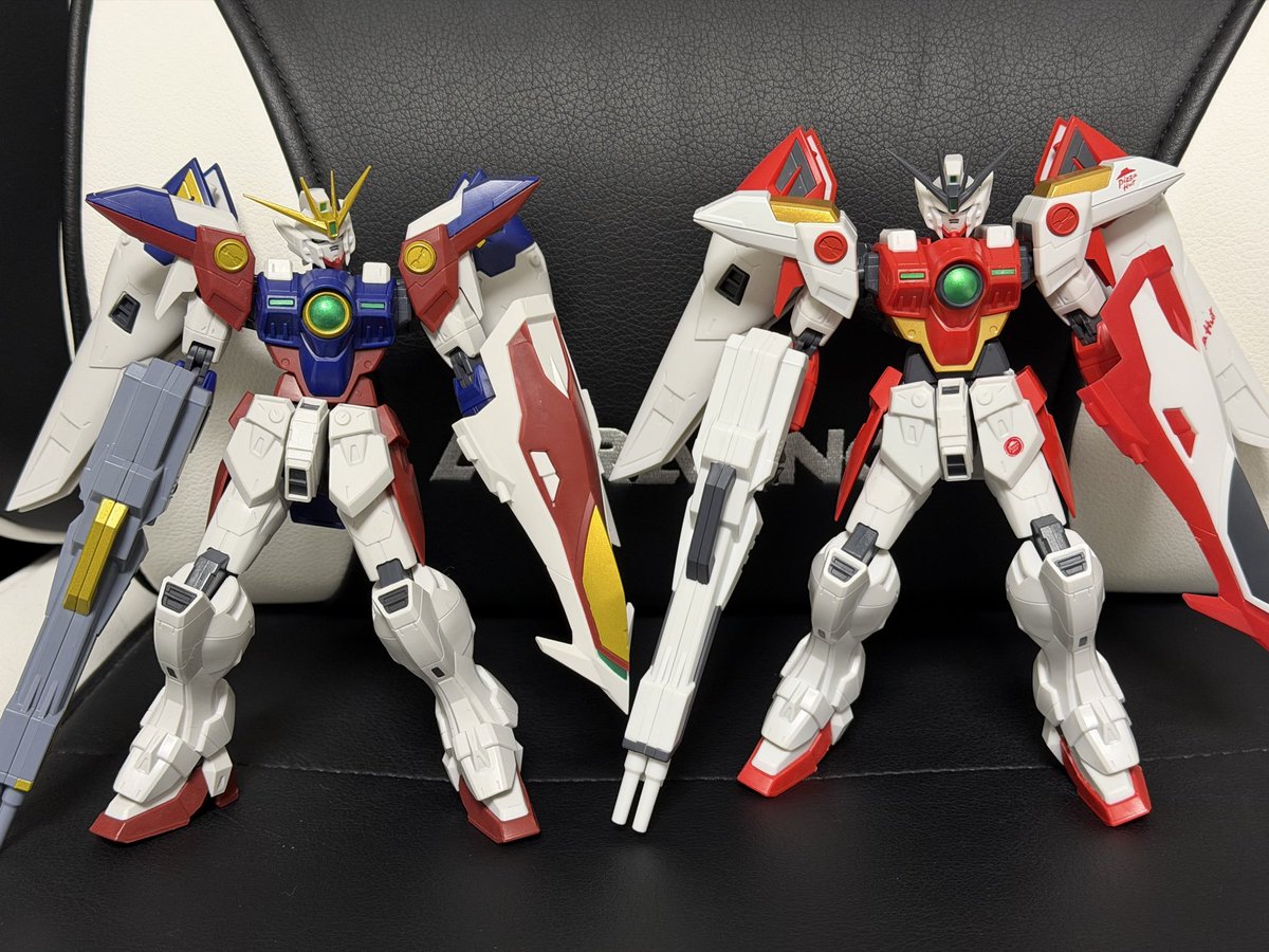 More pics of the Gundam Universe Pizza Hut Wing Gundam Zero