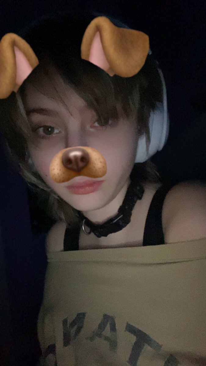 brooklyn85047's tweet photo. Face reveal?? Anyways can I be your good boy #femboypic #puppyboytwt https://t.co/oa9OVP6wb2