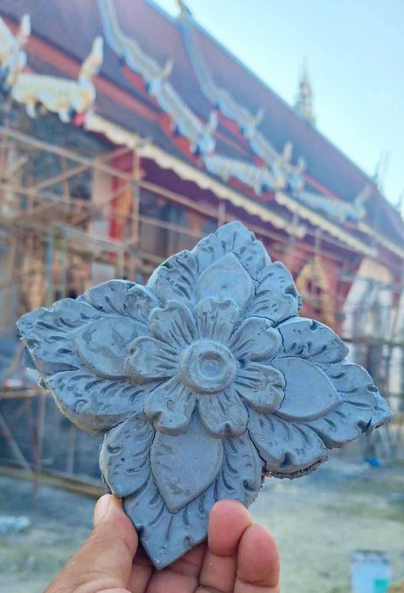 ขอเชิญพุทธศาสนิกชนร่วมทำบุญสร้างเม็ดลายประจำยามเพื่อประดับบนเสาวิหาร
ณ วัดสันมะแฟน ตำบลธารทอง อำเภอพาน จังหวัดเชียงราย ร่วมสร้างเม็ดลายประจำยามเม็ดละ 99 บาทหรือร่วมบุญตามกำลังศรัทธา

ร่วมบุญได้ที่
ธนาคาร กรุงไทย
เลขที่บัญชี 662-186-9738
ชื่อบัญชี วัดสันมะแฟน
หรือผ่าน QR