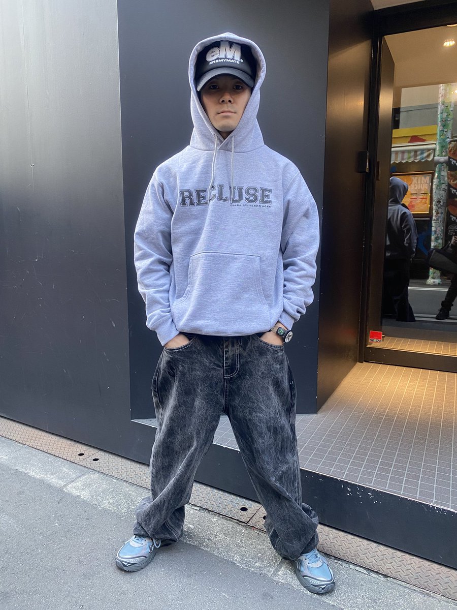 recluse.base.shop/items/133170528

ニューマーチ発売開始