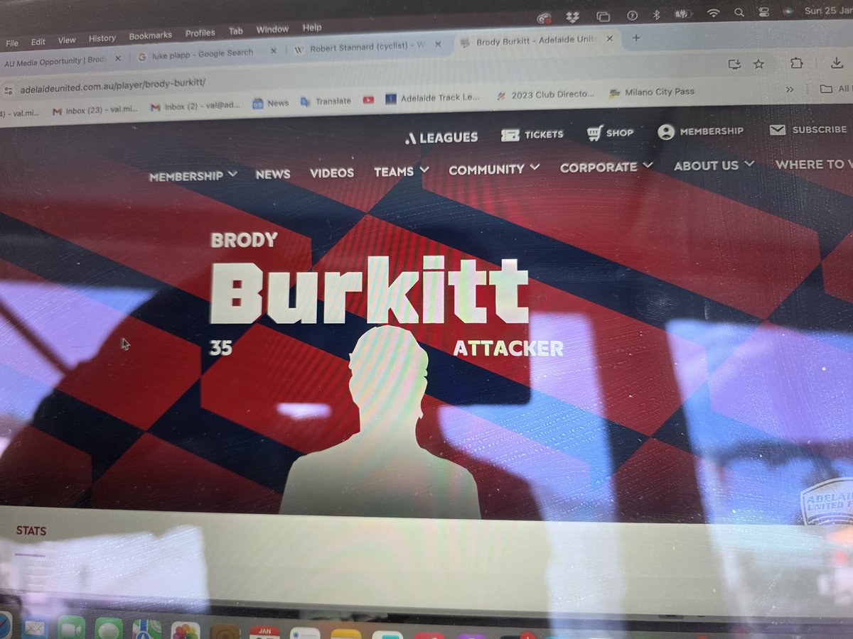 Val Migliaccio tweet media