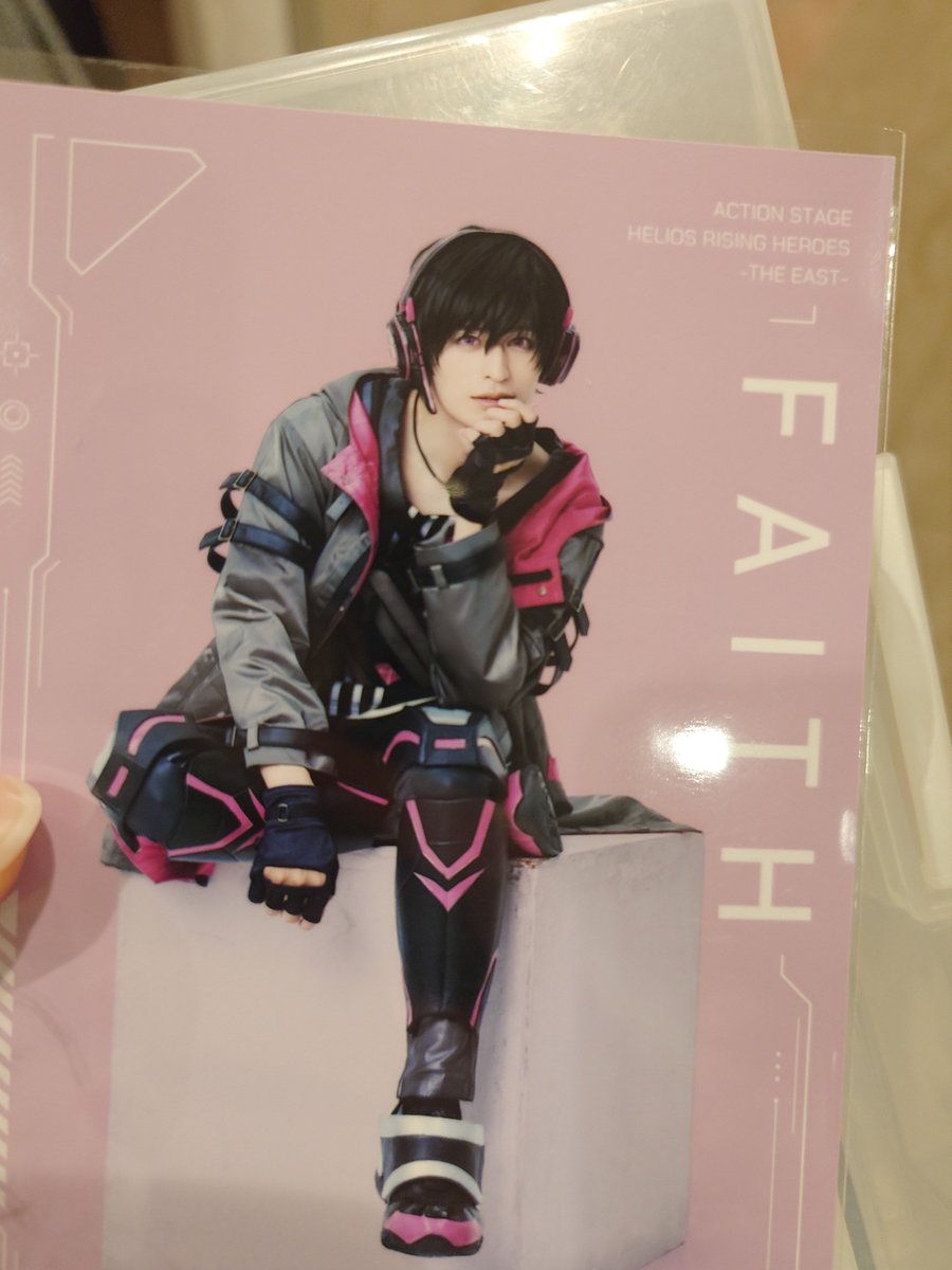 でみ tweet media