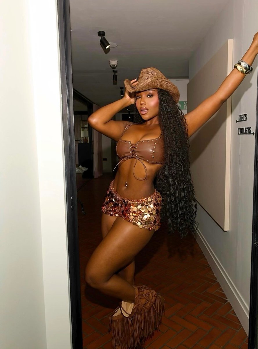 Whitney | Fan Account tweet media