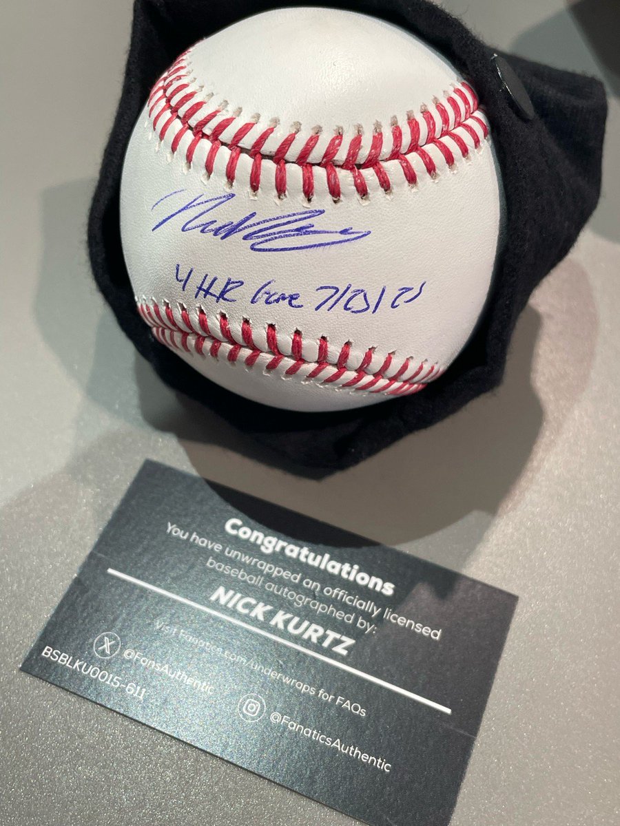 【新人王】ニックカーツ NICK Z 直筆サインボール 新人王】ニックカーツ NICK Z 直筆サインボール 1円スタート/Nick