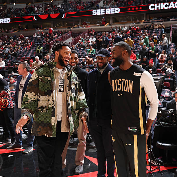iinangelo's tweet photo. Jaylen Brown 🤝 Evan Turner https://t.co/lYMcStARyX