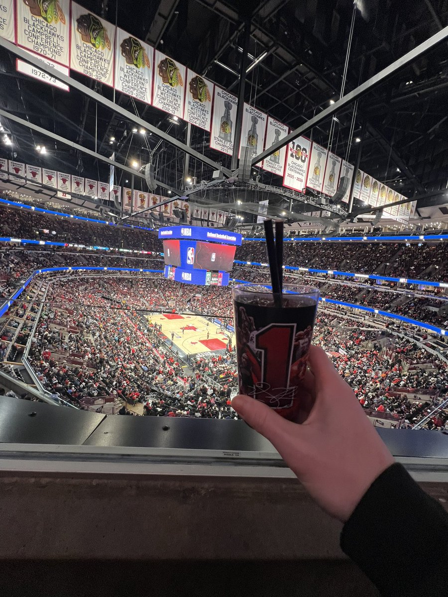📍