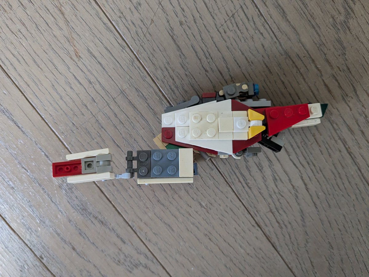 せっかくだし、こっちの垢にも！
ゼータの足！